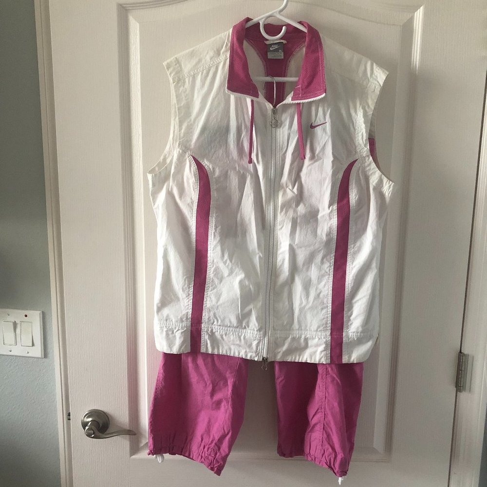 Nike Vest/Capri Set